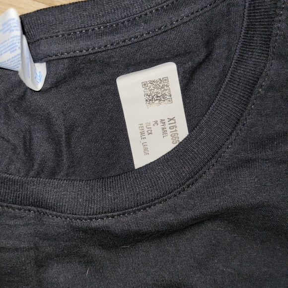 Womens Unique NWT Black Tee Shirt / Banana / Size Lg NWT - Picture 8 of 8